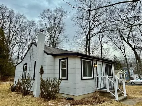 337 Lake Shore Dr, Shawangunk, NY 12566