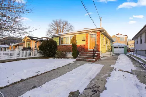 239 Byrne Ave, Staten Island, NY 10314