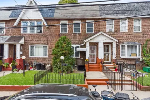 11146 205th St, New York, NY 11412