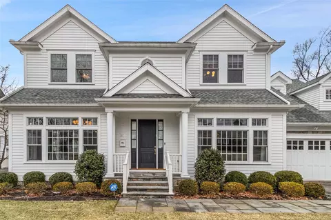 350 Heathcote Rd, Scarsdale, NY 10583