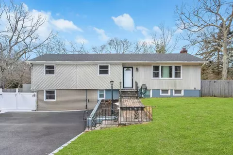 236 Dare Rd, Selden, NY 11784