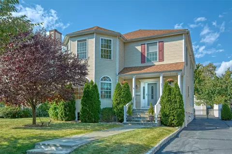 13 Halstead Ave, Port Chester, NY 10573
