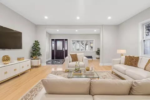 13420 176th St, New York, NY 11434