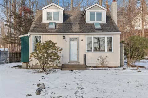 69 Empire Dr, Patterson, NY 12563