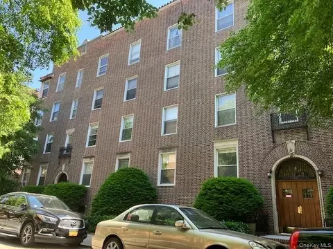 37-33 84 St #2, Jackson Heights, NY 11372