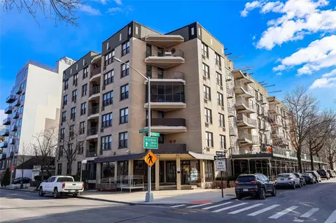 1874 Pelham Pkwy S #5K, New York, NY 10461