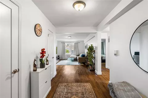 60 Locust Ave #A611, New Rochelle, NY 10801