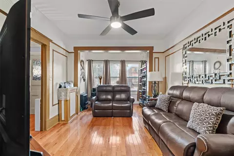 3943 Seton Ave, New York, NY 10466