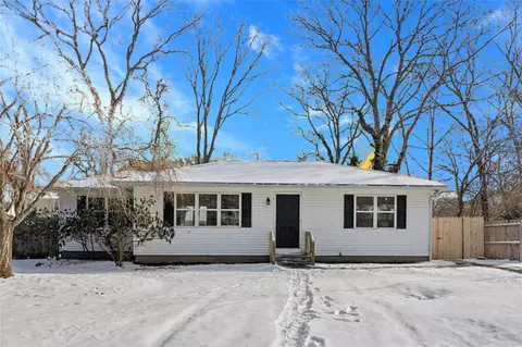 45 N Swezeytown Rd, Middle Island, NY 11953
