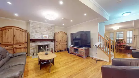 336 Burns St, Forest Hills, NY 11375