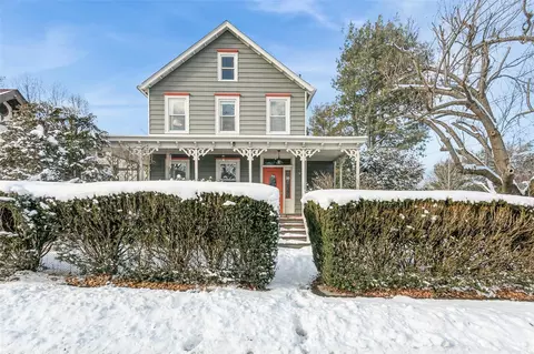9 Dutchess Ter, Beacon, NY 12508
