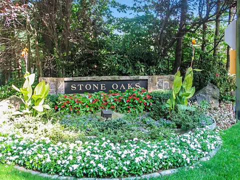 315 Old Cedar Rd, Greenburgh, NY 10530