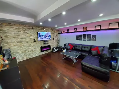 83-20 141st #1, Jamaica, NY 11435