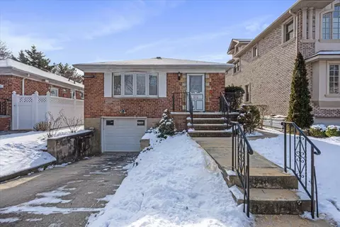 152-28 12th Ave, New York, NY 11357