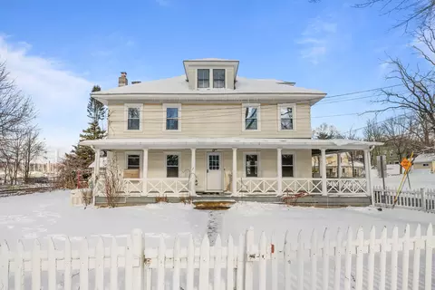 25 Market St, Wappinger, NY 12590