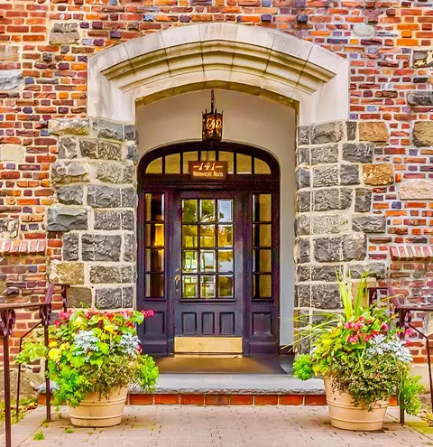 141 Woodmere Blvd #2C, Woodmere, NY 11598