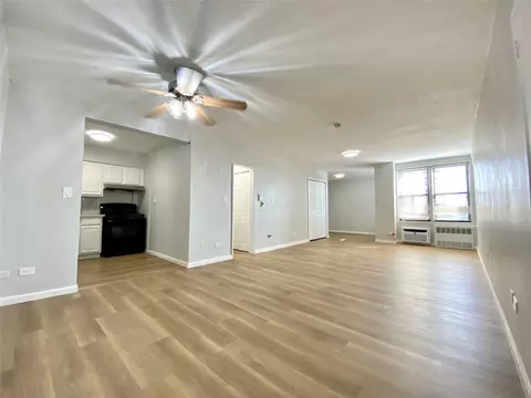 152-72 Melbourne Ave #4N, New York, NY 11367