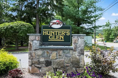 1704 Nutmeg Dr, Carmel, NY 10512