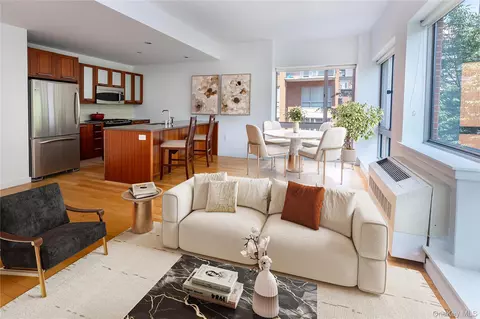 3585 Greystone Ave #3D, New York, NY 10463