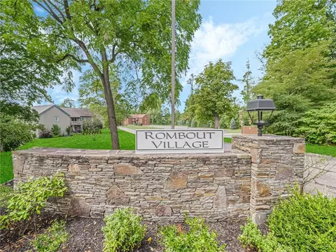 124 Sterling St #124, Beacon, NY 12508
