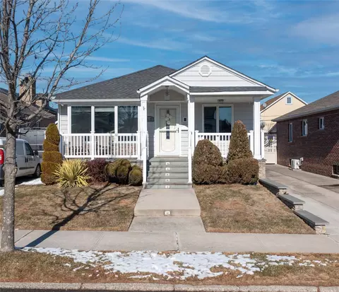 15427 24th Rd, New York, NY 11357