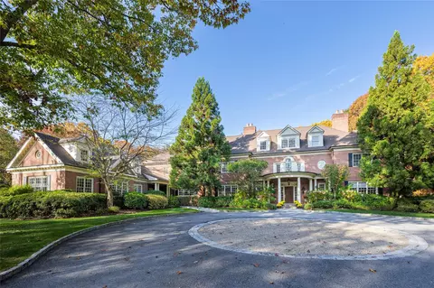 215 Bedford Banksville Rd, Bedford, NY 10506
