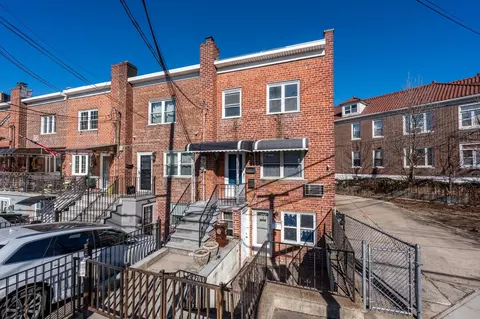 1900 Bronxdale Ave, New York, NY 10462