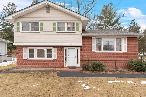 60 Beers Dr, Middletown, NY 10940