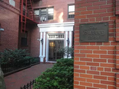 35-30 73 St #3D, Jackson Heights, NY 11372