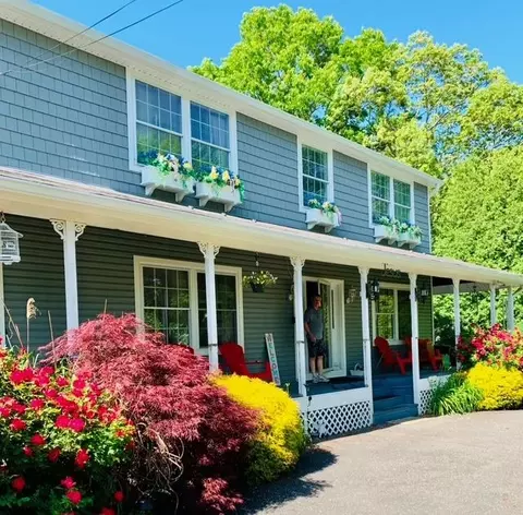 129 A Hampton Ave, Mastic, NY 11950