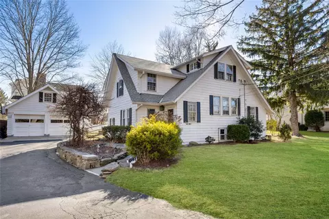 7 Pine Ln, Rye, NY 10580 photo 1