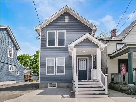 13 12 Pine St, Port Jervis, NY 12771