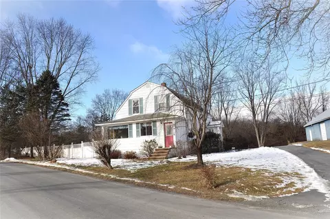 16 Sanfordville Rd, Warwick, NY 10990