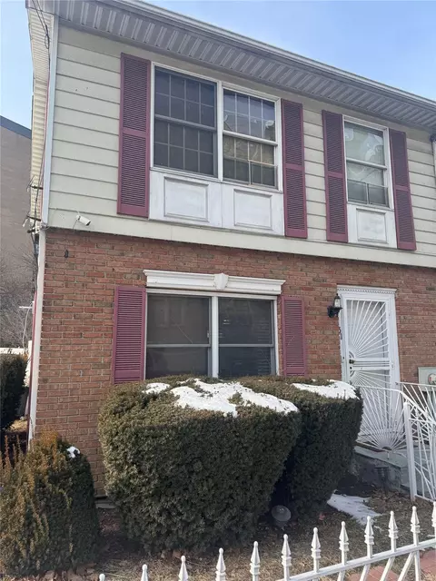 451 Walnut St, Yonkers, NY 10701