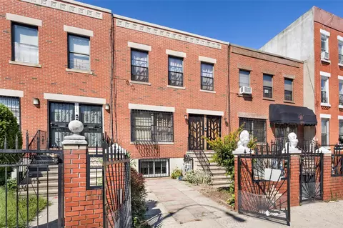 727 Lexington Ave, Brooklyn, NY 11221
