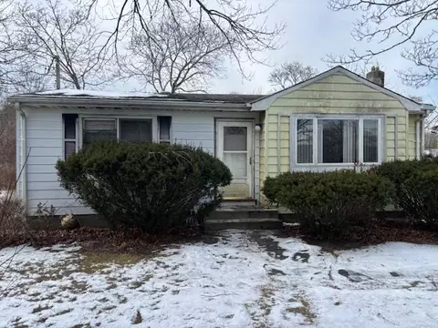 43 Goodridge Ave, Riverhead, NY 11901