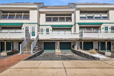 539 Broadway W # A, Long Beach, NY 11561