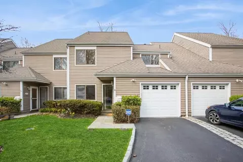 50 Pondview Rd #C, Rye, NY 10580