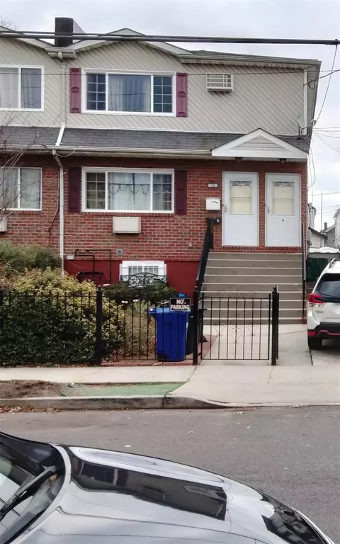 128-21 146 St, Jamaica, NY 11436