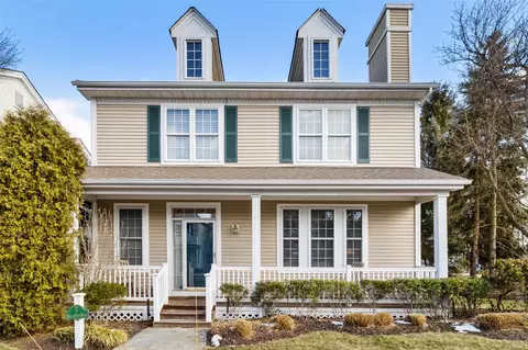 7 Bellefair Blvd, Rye Brook, NY 10573