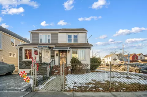 118-02 202 St, New York, NY 11412