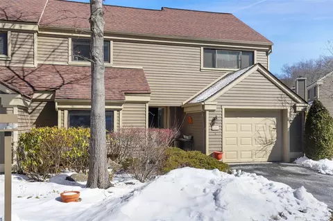 616 Heritage Hills Dr #F, Somers, NY 10589