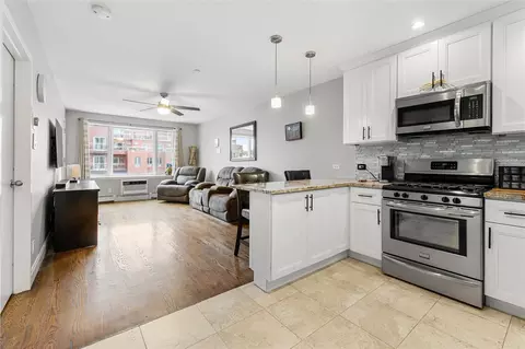 23-28 30th Dr #5R, New York, NY 11102