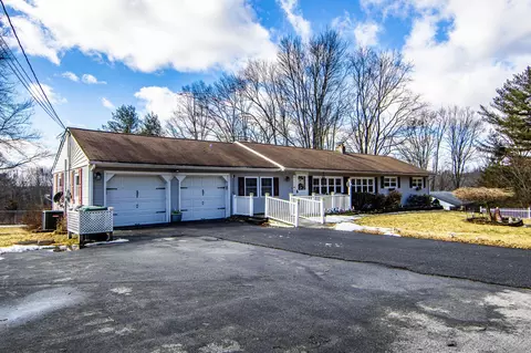 55 Beverly Dr, Middletown, NY 10941