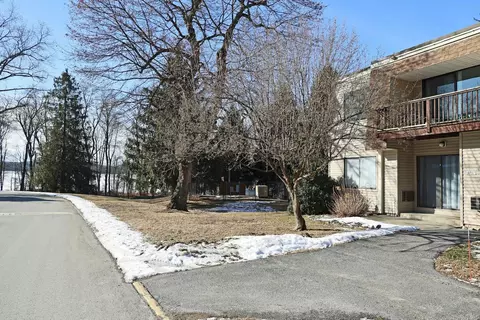 415 Vista On The Lk, Carmel, NY 10512