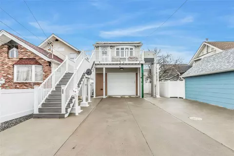 2 Fulton St W, East Rockaway, NY 11518