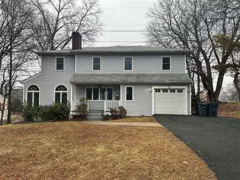 21 Edgewood Rd, Greenburgh, NY 10530