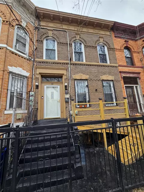 357 Elton St, Brooklyn, NY 11208