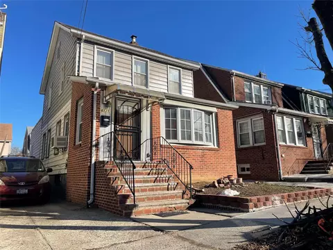6121 160th St, New York, NY 11365