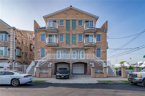 3176 Tierney Pl, New York, NY 10465
